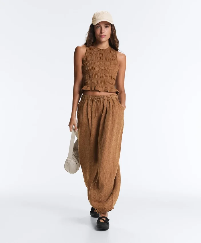 Tricou fără mâneci Comfortlux cu croi smock Tricou fără mâneci Comfortlux cu croi smock