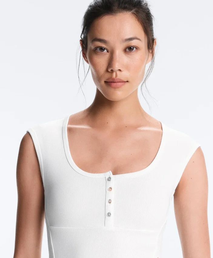 Tricou fără mâneci cu nervuri, cu nasturi din bumbac și modal Tricou fără mâneci cu nervuri, cu nasturi din bumbac și modal