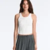 Tricou fără mâneci, fără cusături, cu smocuri Tricou fără mâneci, fără cusături, cu smocuri
