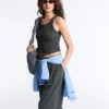 Tricou fără mâneci, fără cusături, cu smocuri Tricou fără mâneci, fără cusături, cu smocuri