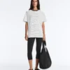 Tricou oversize cu mâneci scurte din amestec de bumbac, cu dungi contrastante Tricou oversize cu mâneci scurte din amestec de bumbac, cu dungi contrastante