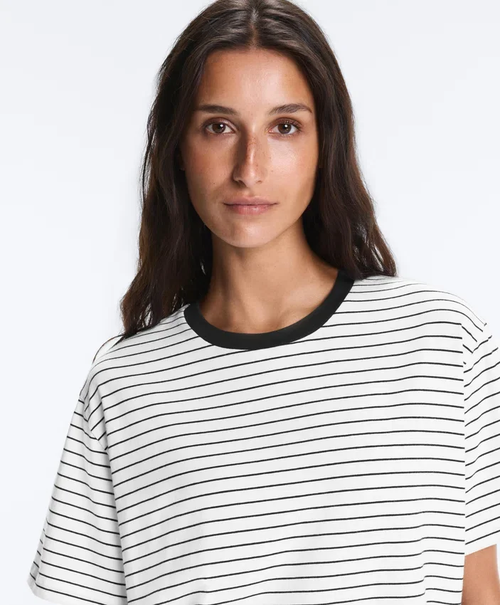 Tricou oversize cu mâneci scurte din amestec de bumbac, cu dungi contrastante Tricou oversize cu mâneci scurte din amestec de bumbac, cu dungi contrastante