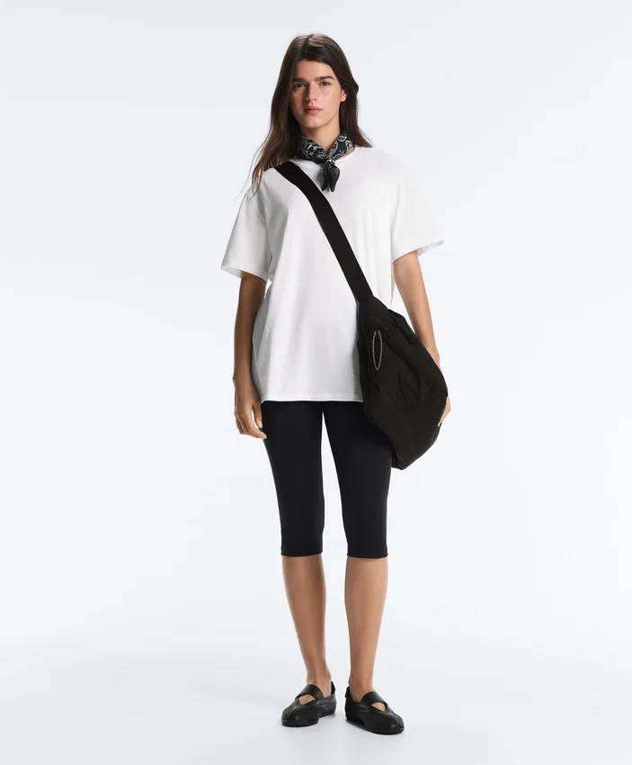Tricou oversize din amestec de bumbac, cu mâneci scurte Tricou oversize din amestec de bumbac, cu mâneci scurte