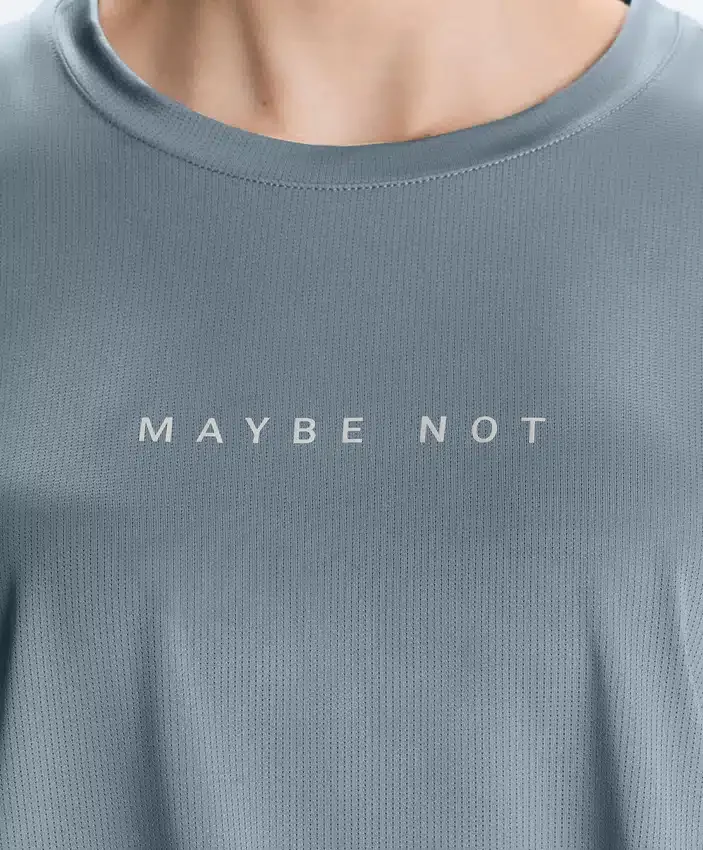 Tricou tehnic cu mâneci lungi și text Tricou tehnic cu mâneci lungi și text