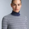 Tricou termic fără cusături, cu imprimeu geometric Tricou termic fără cusături, cu imprimeu geometric