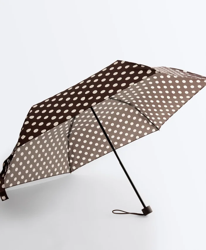 Umbrelă ușoară cu imprimeu cu buline Umbrelă ușoară cu imprimeu cu buline
