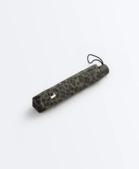 Umbrelă ușoară cu imprimeu leopard