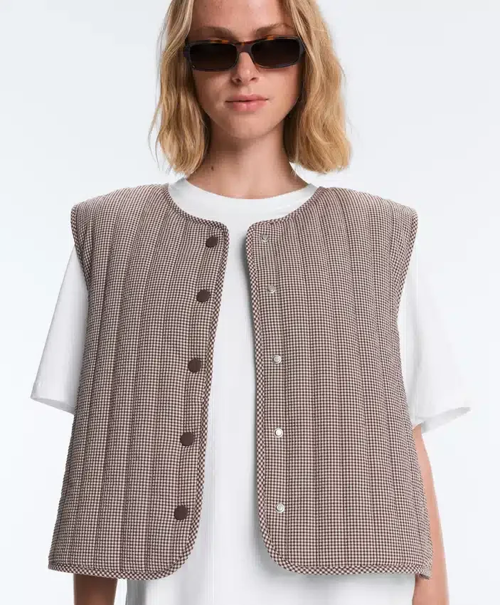 Veste matlasată în carouri Veste matlasată în carouri