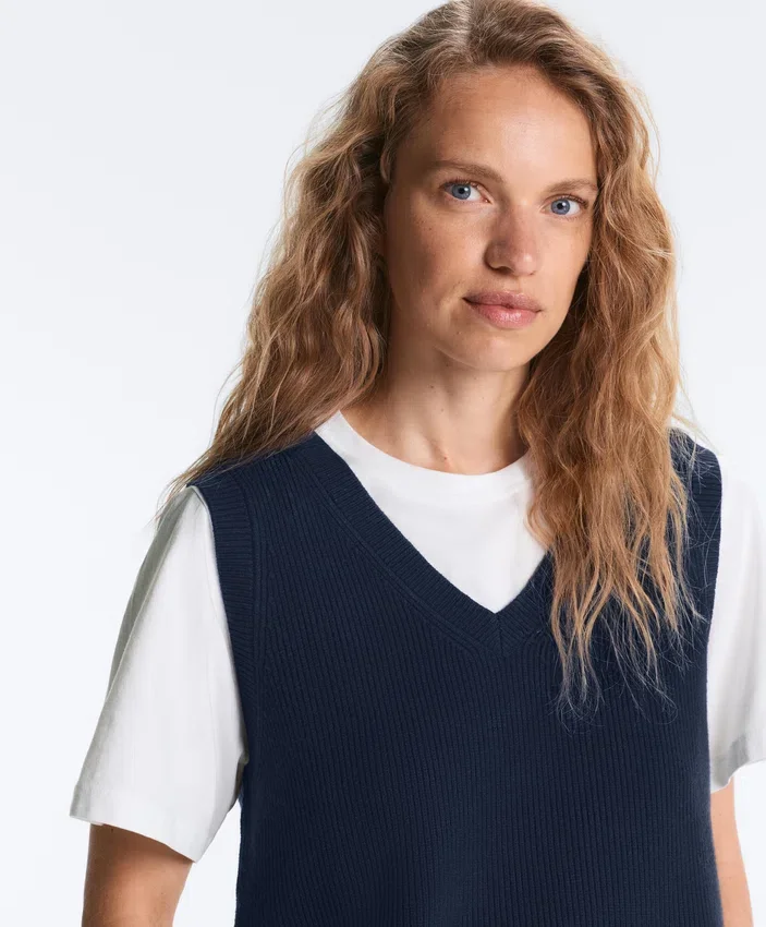 Veste tricotată cu guler în V Veste tricotată cu guler în V
